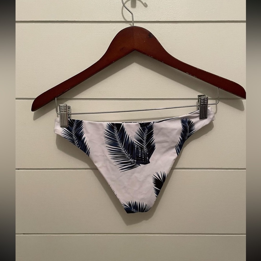Bikini Set - Picture 5 of 5